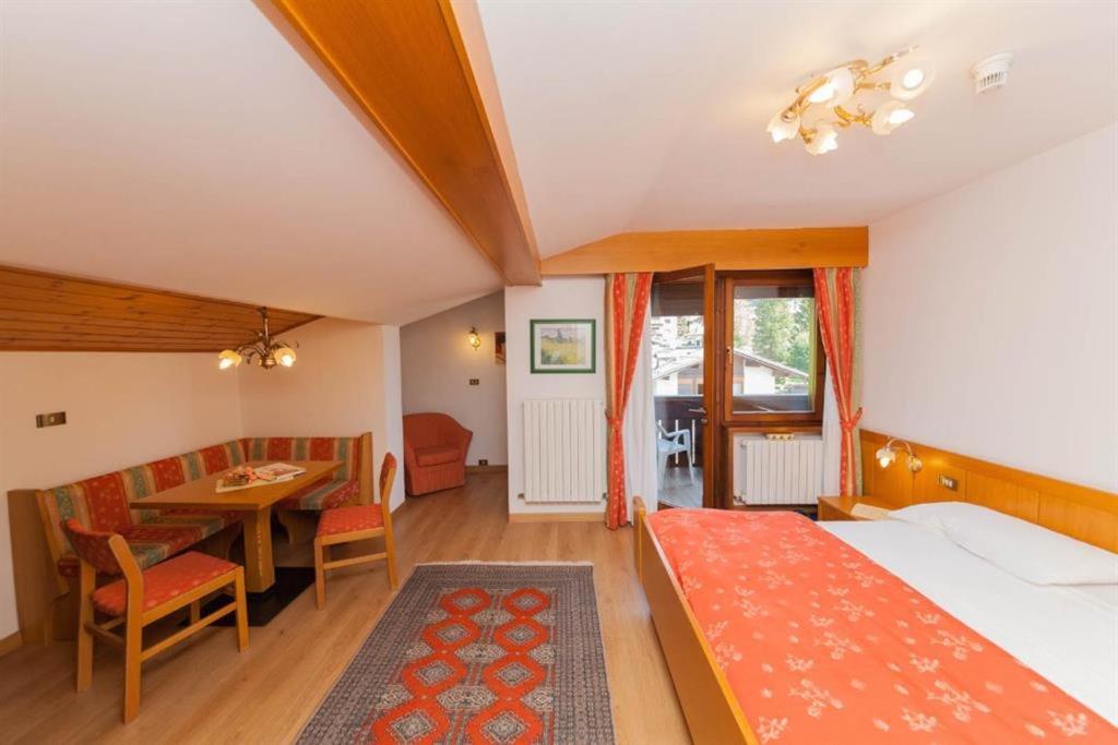 Hotel Panorama San Martino Di Castrozza Exterior photo